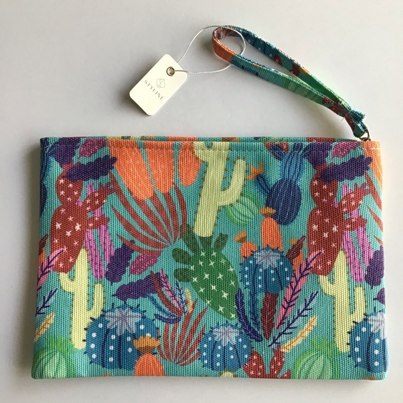 LAST 1! NEW Cactus Wristlet Clutch Cacti Succulent Plant Cosmetic Purse Pouch - Picture 8 of 9